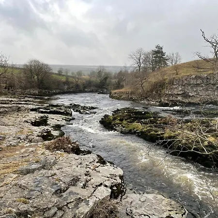 In Grassington: Cosy 2-bedroom Retreat